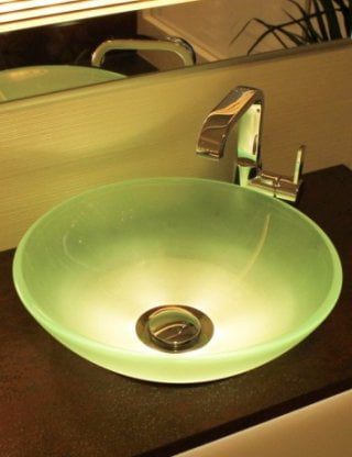 LED šviečianti stiklinė kriauklė 38cm diametro